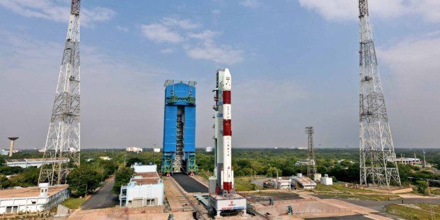 PSLVC43 carrying Indian satellite HysIS and 30 satellites.
