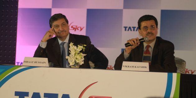 Vikram Kaushik, MD and CEO of Tata Sky with Ishaat Hussain, Chairman, at the launch of DTH satellite television service in New Delhi, India