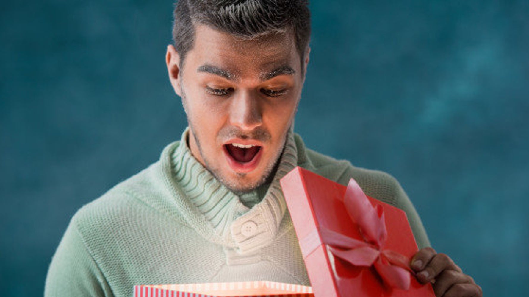 5 Things You Should Never Gift A Man | HuffPost Life