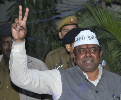 Newly elected AAP MLA from Sangam Vihar constituency Dinesh Mohaniya arrives for first meeting with Arvind Kejriwal at Constitution Club on February 10, 2015 in New Delhi, India.