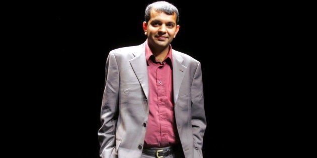 Suketu Mehta in Lille, France on 21 October, 2006. (Photo by Franck CRUSIAUX/Gamma-Rapho via Getty Images)