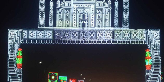 Taj Mahal ,The World famous Chandannagar Lighting decoration on the occasion for Kali Puja and Deepawali Festival on October 22,2014 in Kolkata,Photo by Dipa Chakraborty,Kolkata,India. (Photo by Debajyoti Chakraborty/NurPhoto) (Photo by NurPhoto/NurPhoto via Getty Images)