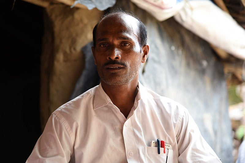 He also connected them to Ramadhar Paswan, an excellent singer himself and a member of the field staff of Rashtriya Jharkhand Seva Sansthan—a project supported by CRY (Child Rights and You).