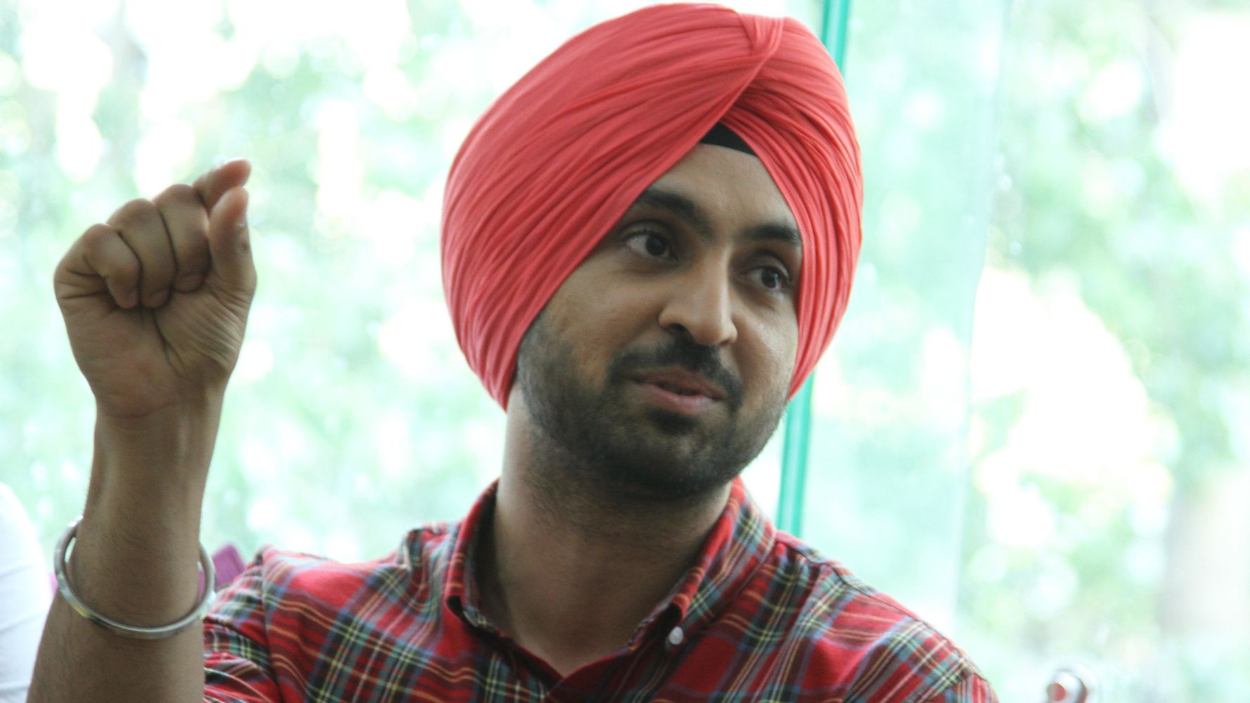 BUZZ: Diljit Dosanjh's Marriage Runs In Trouble, Neighbours Say It's Almost  Over