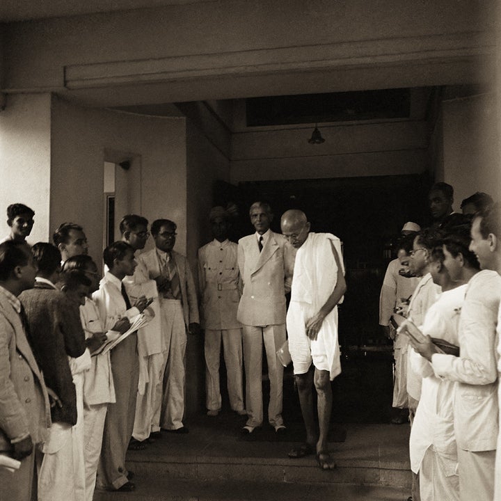 Mahatma Gandhi leaving Jinnah's bungalow, Bombay, September 1944.