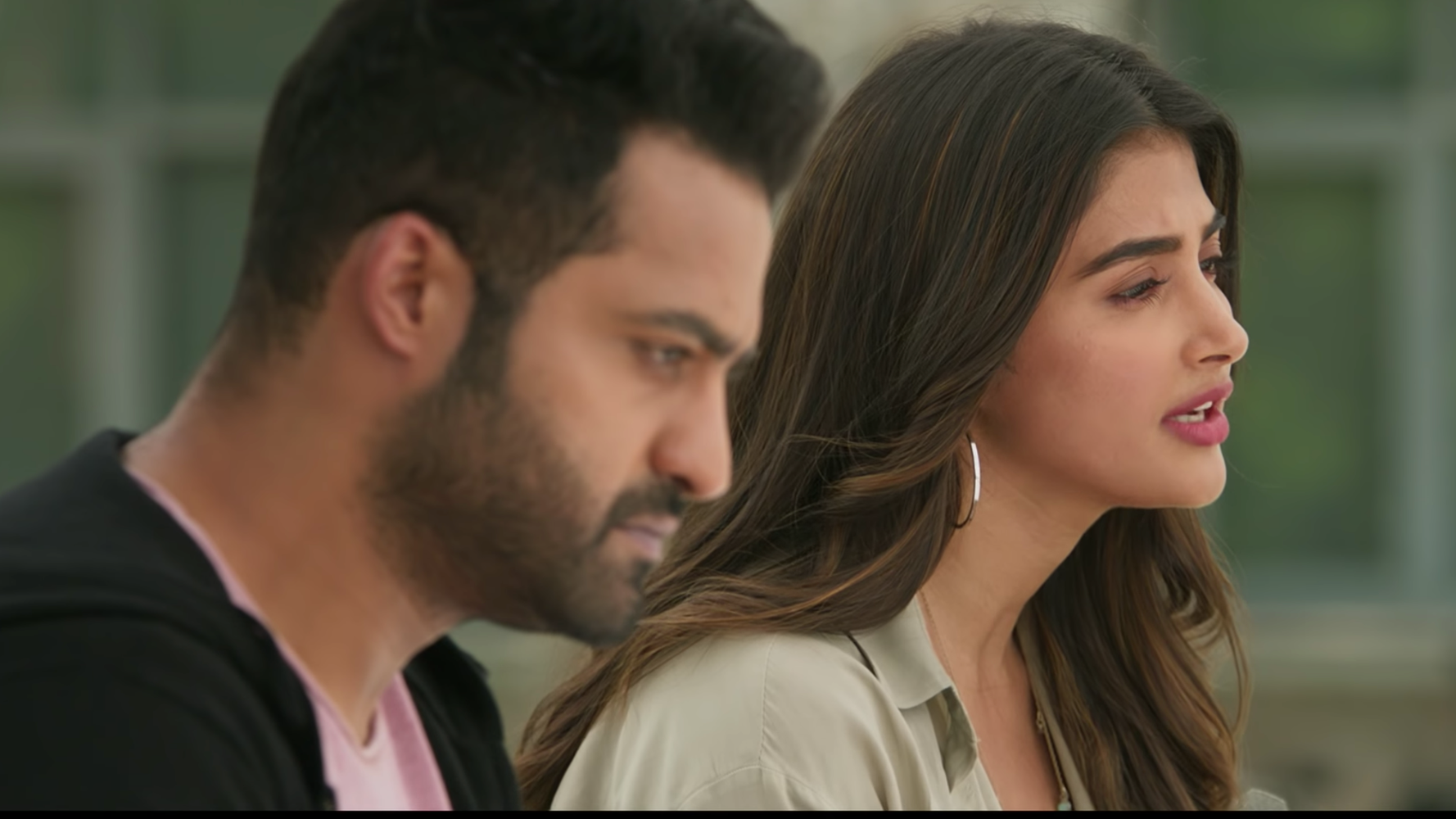 Movie Review: 'Aravinda Sametha Veera Raghava', Starring Jr NTR And Pooja Hegde, Is A Plea For Peace | HuffPost Entertainment Movie Review: 'Aravinda Sametha Veera Raghava', Starring Jr NTR And Pooja Hegde, Is A Plea For Peace | HuffPost Entertainment