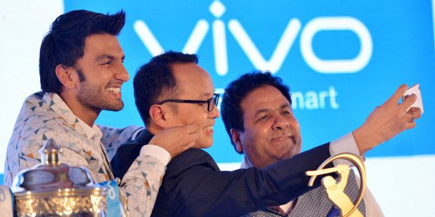MUMBAI, INDIA APRIL 05 : Indian Bollywood actor Ranveer Singh, Brand Ambassador for Vivo Smartphones