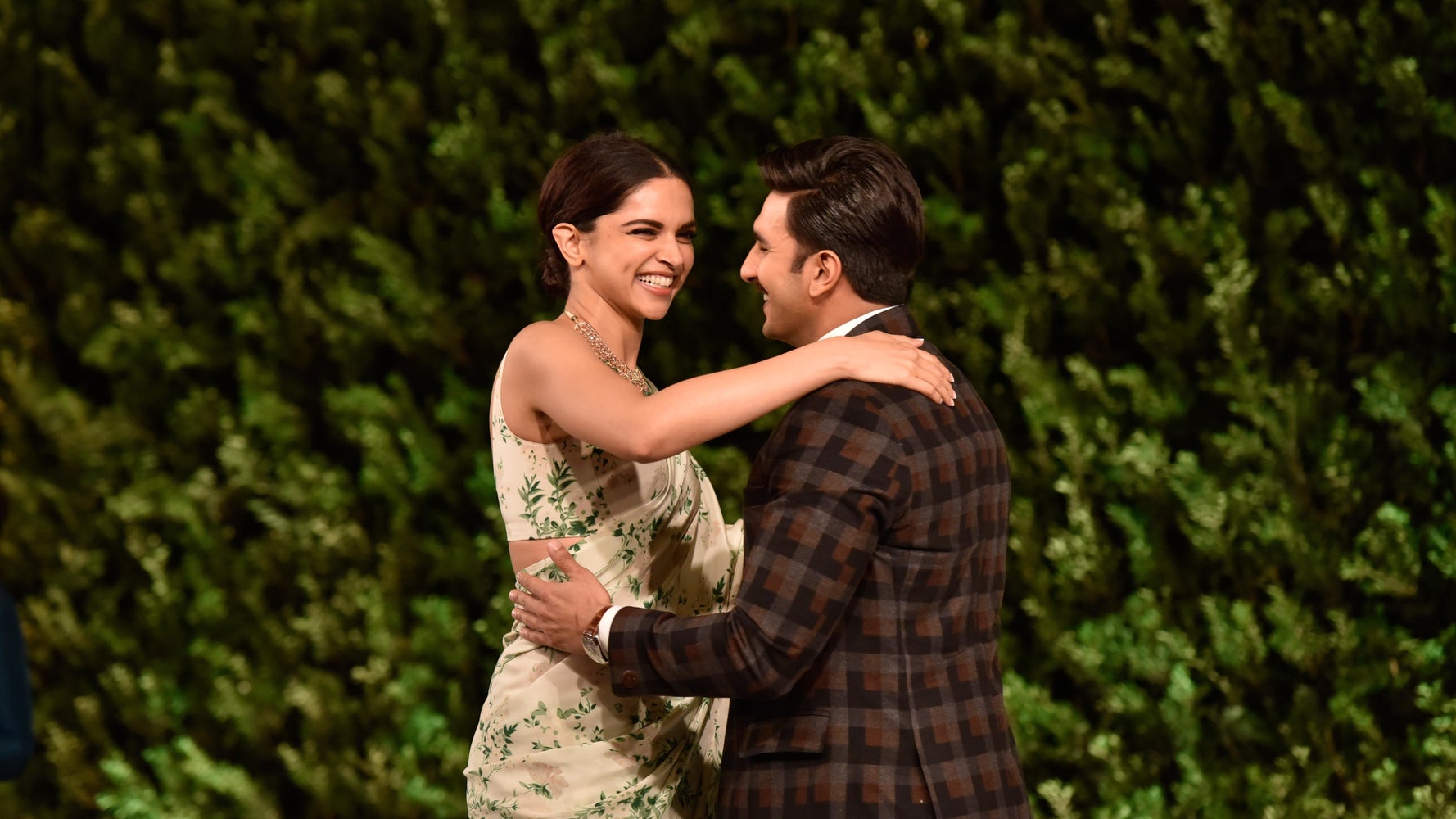 Deepika Padukone And Ranveer Singh S Dreamy Wedding Pics Inspire