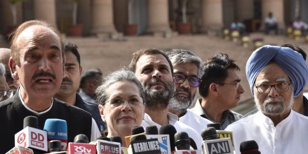 Congress leaders Ghulam Nabi Azad , Sonia Gandhi, Rahul Gandhi and Manmohan Singh along with Opposition parties leaders address media after meeting with President Pranab Mukherjee at Rashtrapati Bhawan on 12 April 2017.