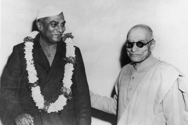 Dr Rajendra Prasad (1884 - 1964), President of India (left) with the former Governor-General Chakravarthi Rajagopalachari (1878 - 1972). (Photo by FPG/Archive Photos/Getty Images)