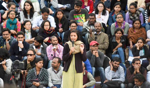 JNUSU Vice President Shehla Rashid speaks to students during their protest against the sedition charges leveled against their fellow students at JNU on February 22, 2016 in New Delhi.