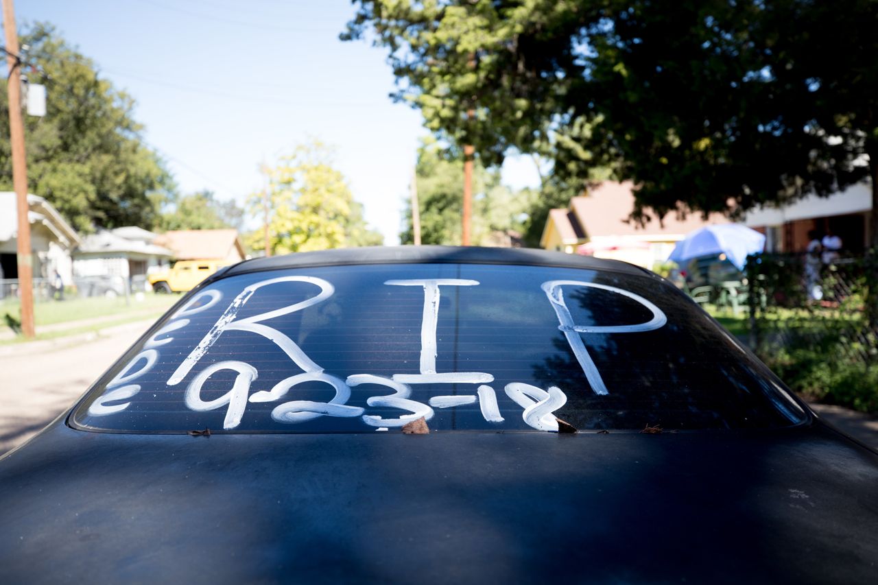 The date Delashon died was written on shoe polish on the back of her mother's car.