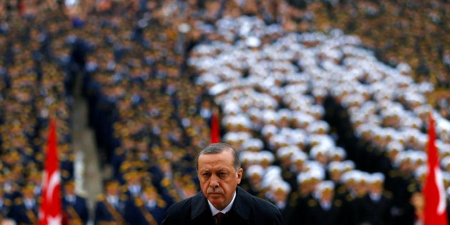 Turkey's President Tayyip Erdogan attends a Republic Day ceremony at Anitkabir, the mausoleum of modern Turkey's founder Ataturk, to mark the republic's anniversary in Ankara, Turkey, October 29, 2016. REUTERS/Umit Bektas