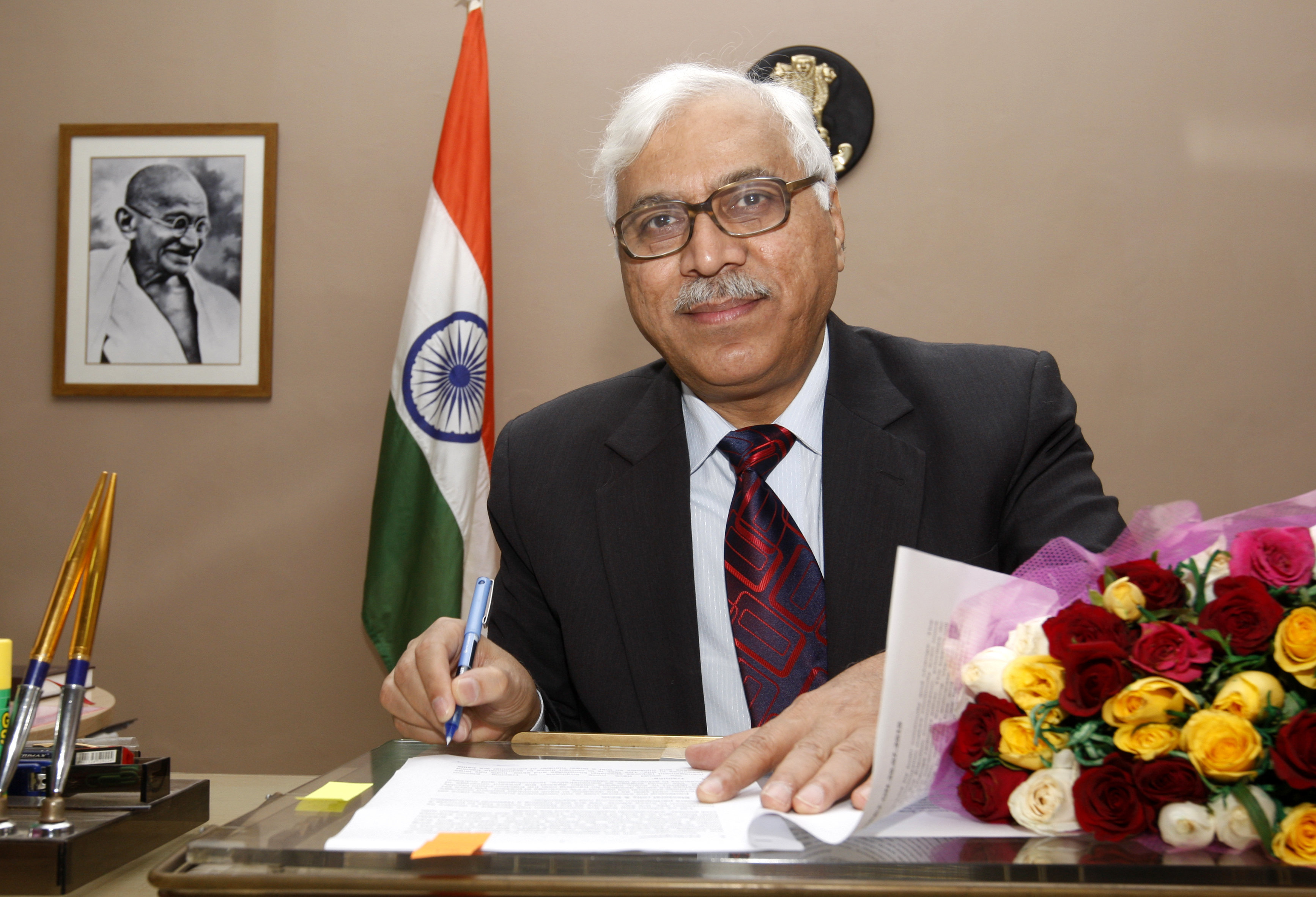 India's Former Chief Election Commissioner Has The Cutest Love Story ...