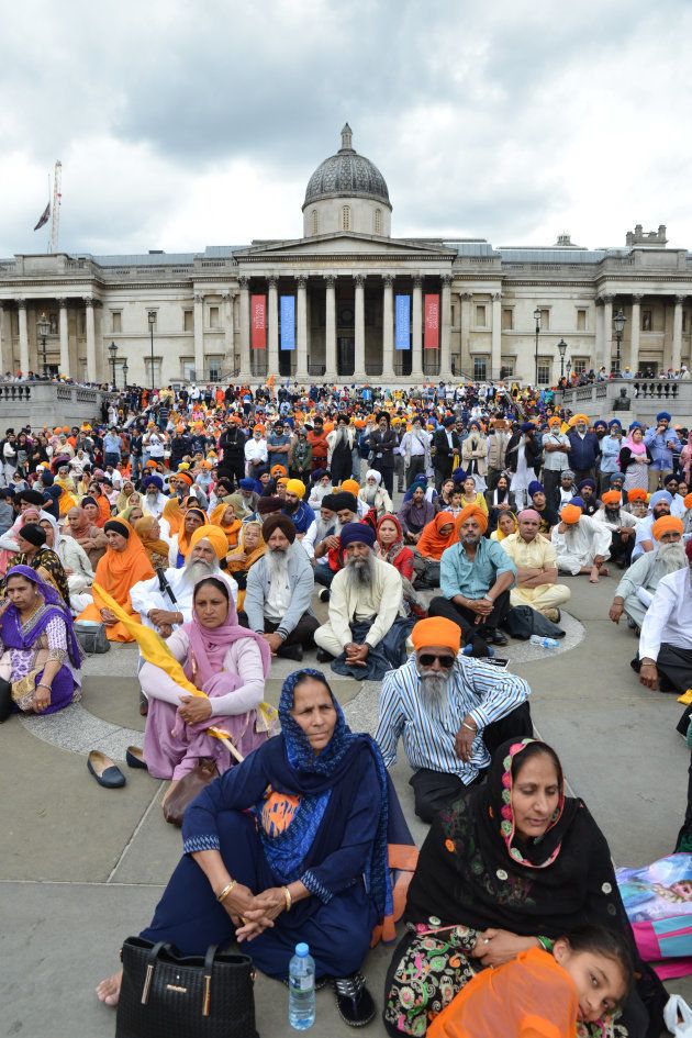 LONDON, UNITED KINGDOM - JUNE 04: Sikhs in Trafalgar Square remember the 1984 massacre in the Golden Temple of Amritsar on June 04, 2017 in London, England. PHOTOGRAPH BY Matthew Chattle / Barcroft Images London-T:+44 207 033 1031 E:hello@barcroftmedia.com - New York-T:+1 212 796 2458 E:hello@barcroftusa.com - New Delhi-T:+91 11 4053 2429 E:hello@barcroftindia.com www.barcroftimages.com (Photo credit should read Matthew Chattle/Barcroft Images / Barcroft Media via Getty Images)