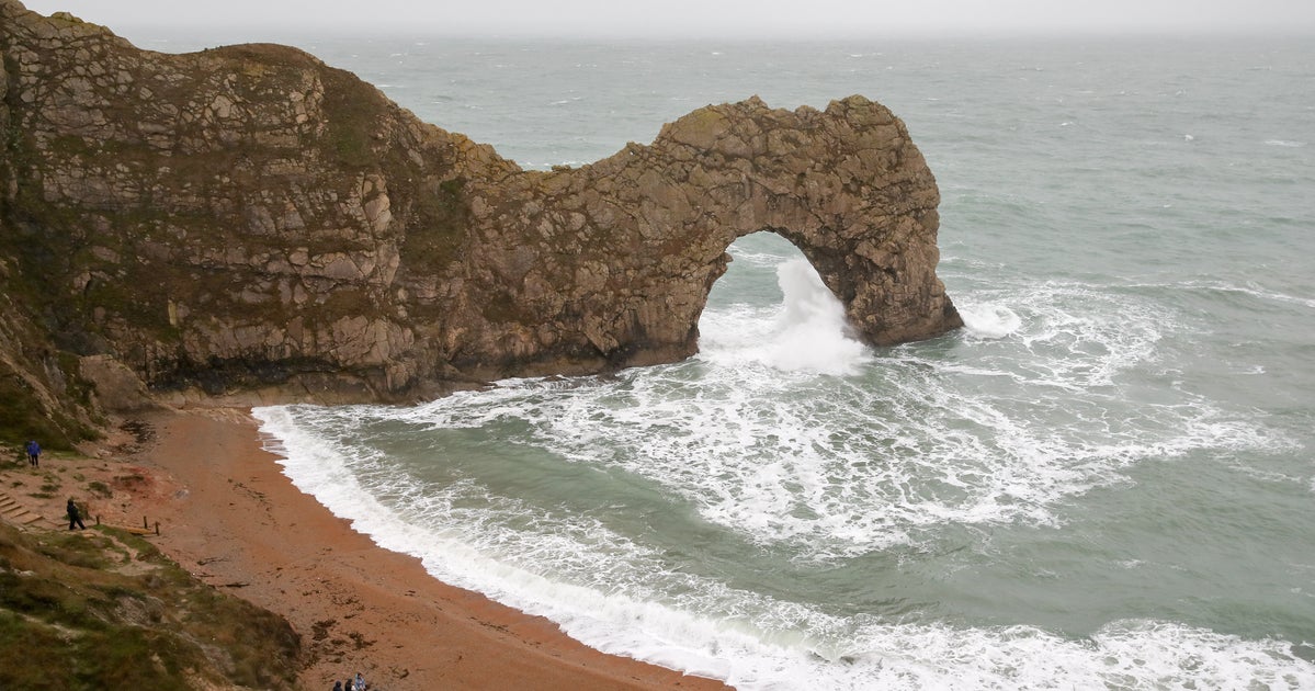 Storm Deirdre: UK Braced For Freezing Rain And Heavy Snow | HuffPost UK ...