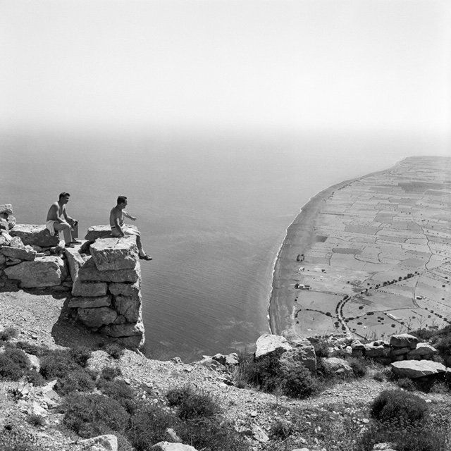 Θέα της Περίσσας από την Αρχαία Θήρα, 1963