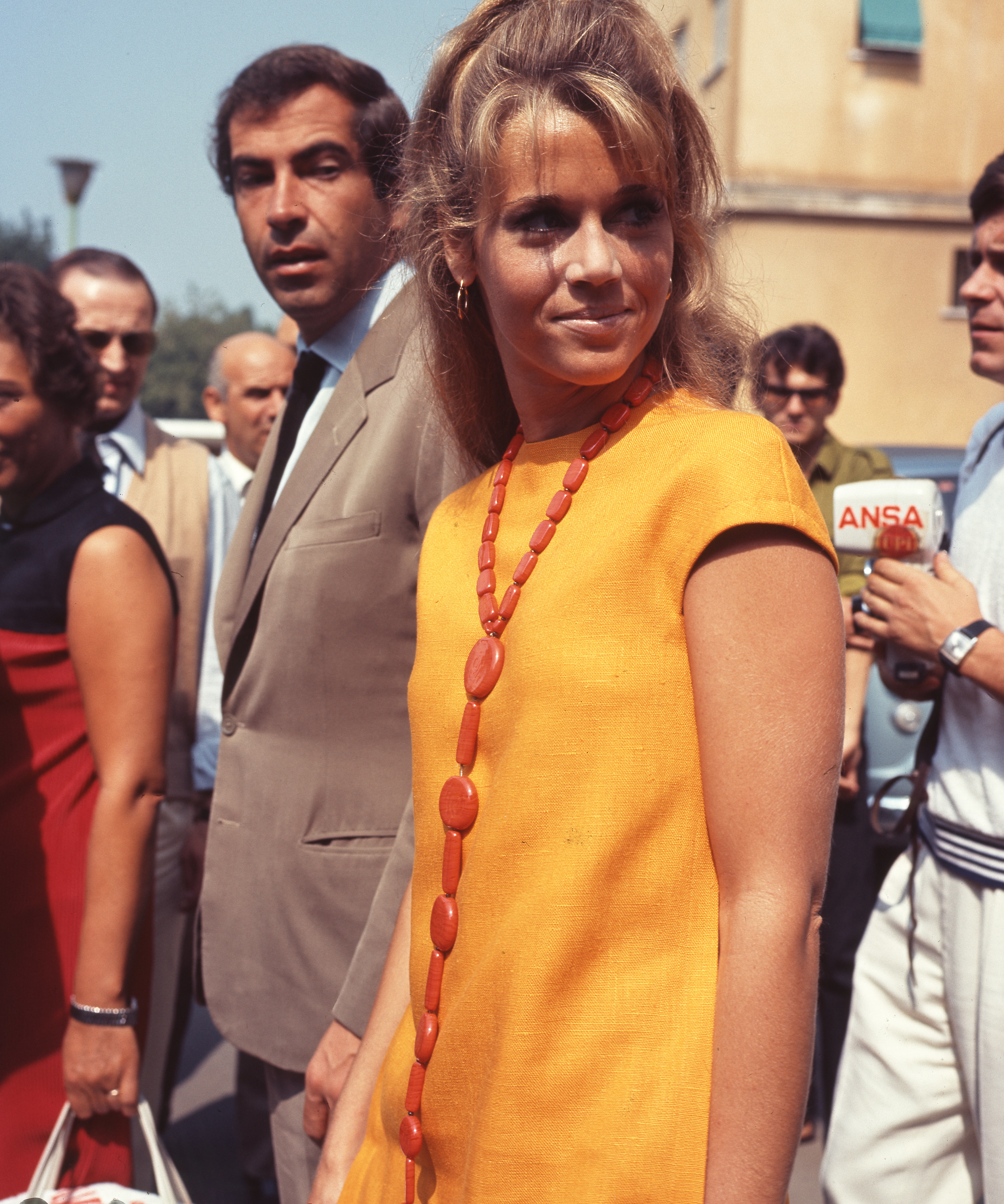 jane fonda 60s fashion