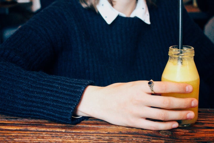 Most people lose weight at the start of the diet, but this does not mean that it stays steady.