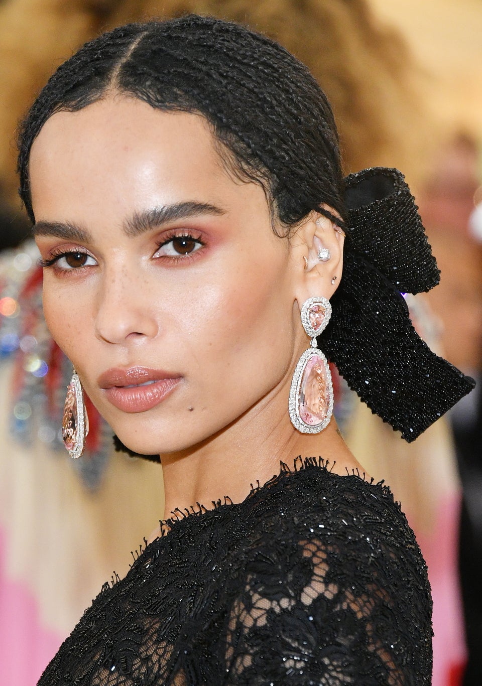 Zoe Kravitz's Subtle Rose Gold Eye Shadow