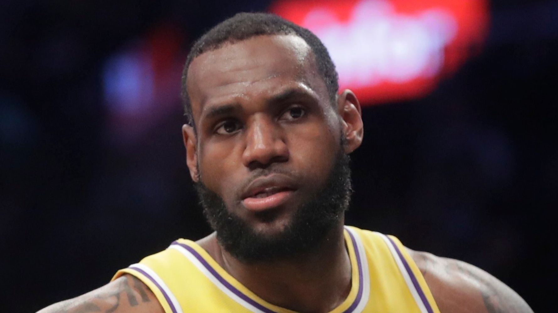 Lebron James Tears Into Nfl Owners ‘old White Men With ‘slave