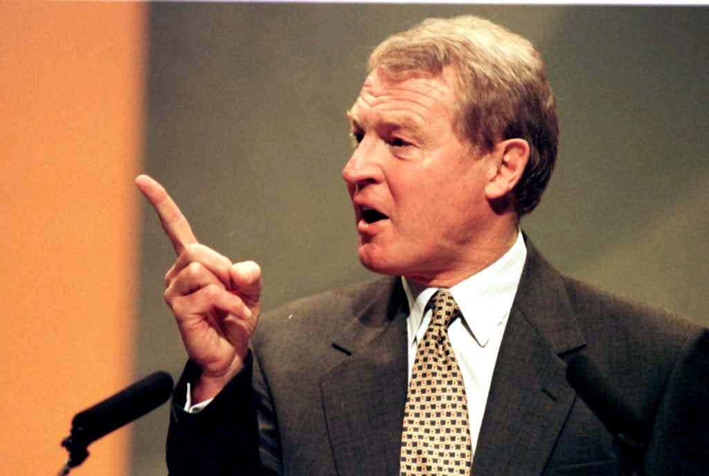 Former UK Liberal Democrat leader Paddy Ashdown dies aged 77 Former UK Liberal Democrat leader Paddy Ashdown dies aged 77