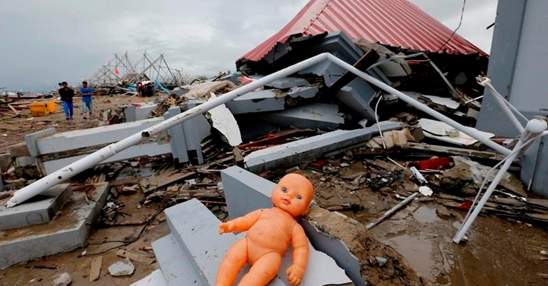 Indonesia Tsunami Survivors Remain Jittery As Deaths Hit 429 HuffPost