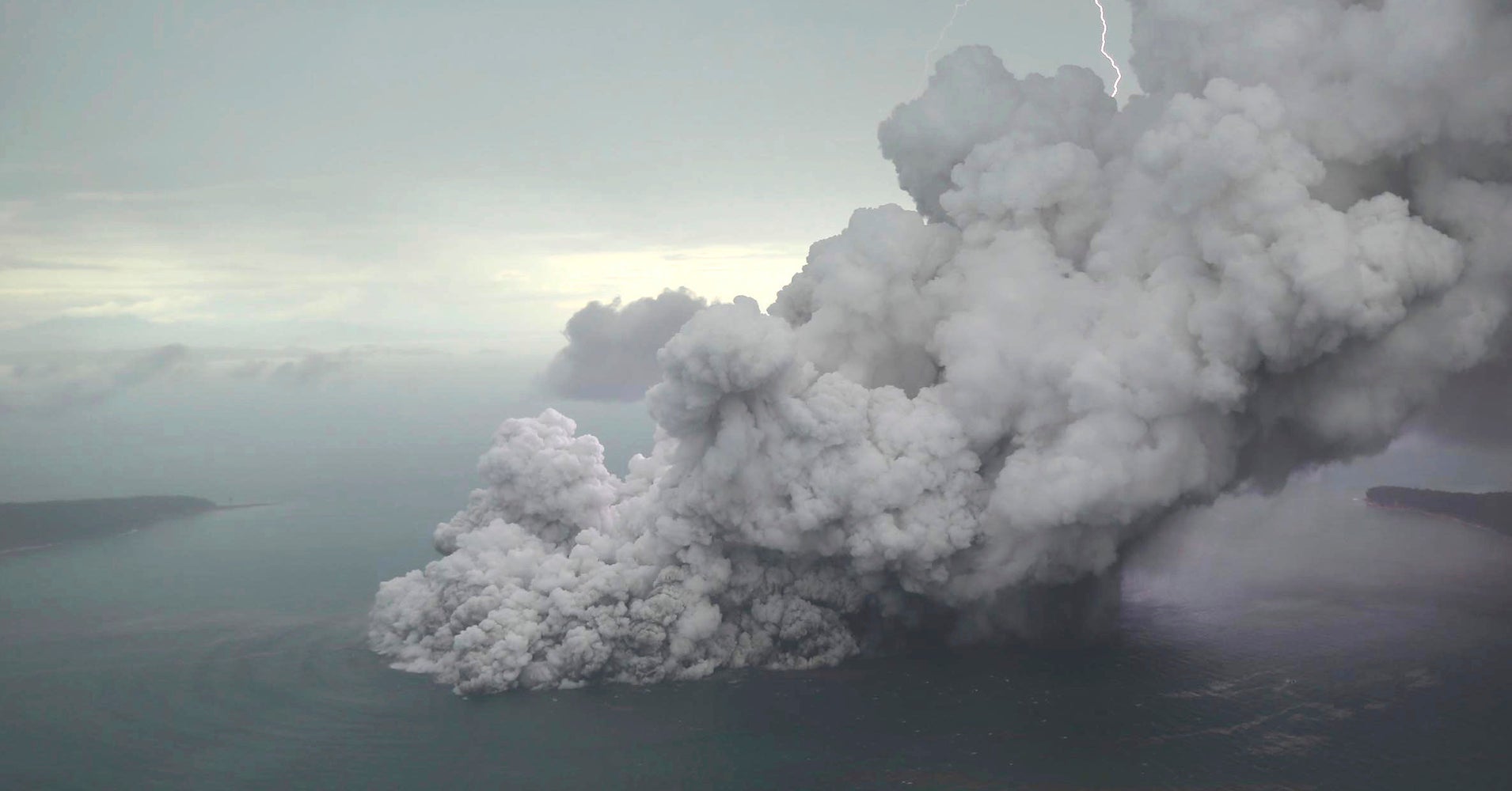 Krakatau Krakatau