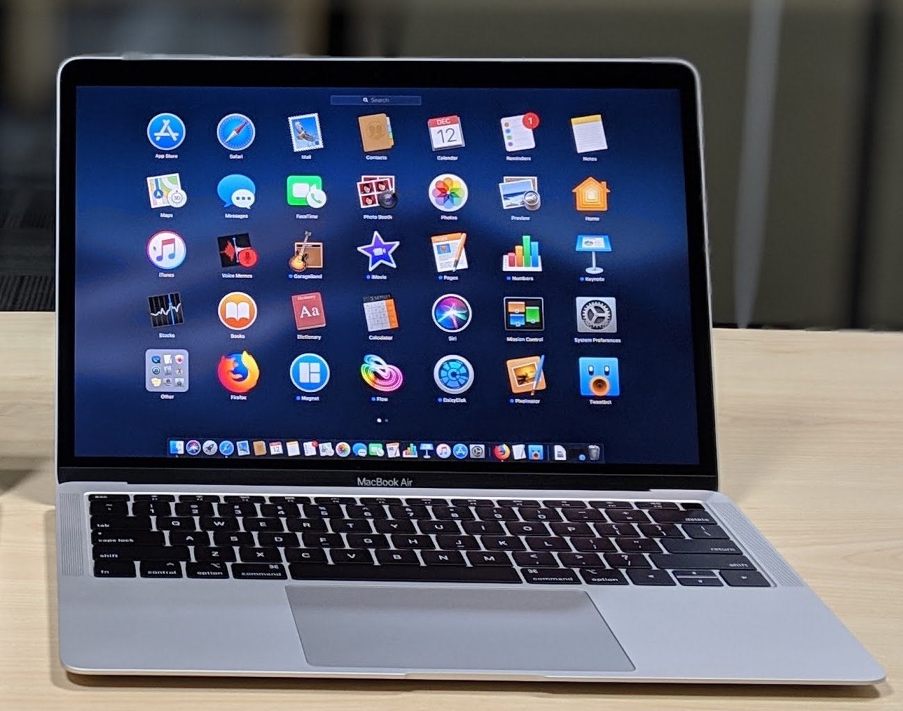 is it worth buying macbook air in 2018