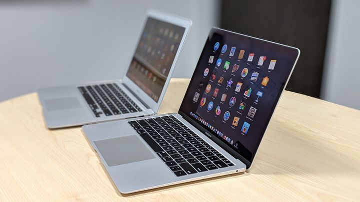 The old MacBook Air (rear) and this year's model (front).