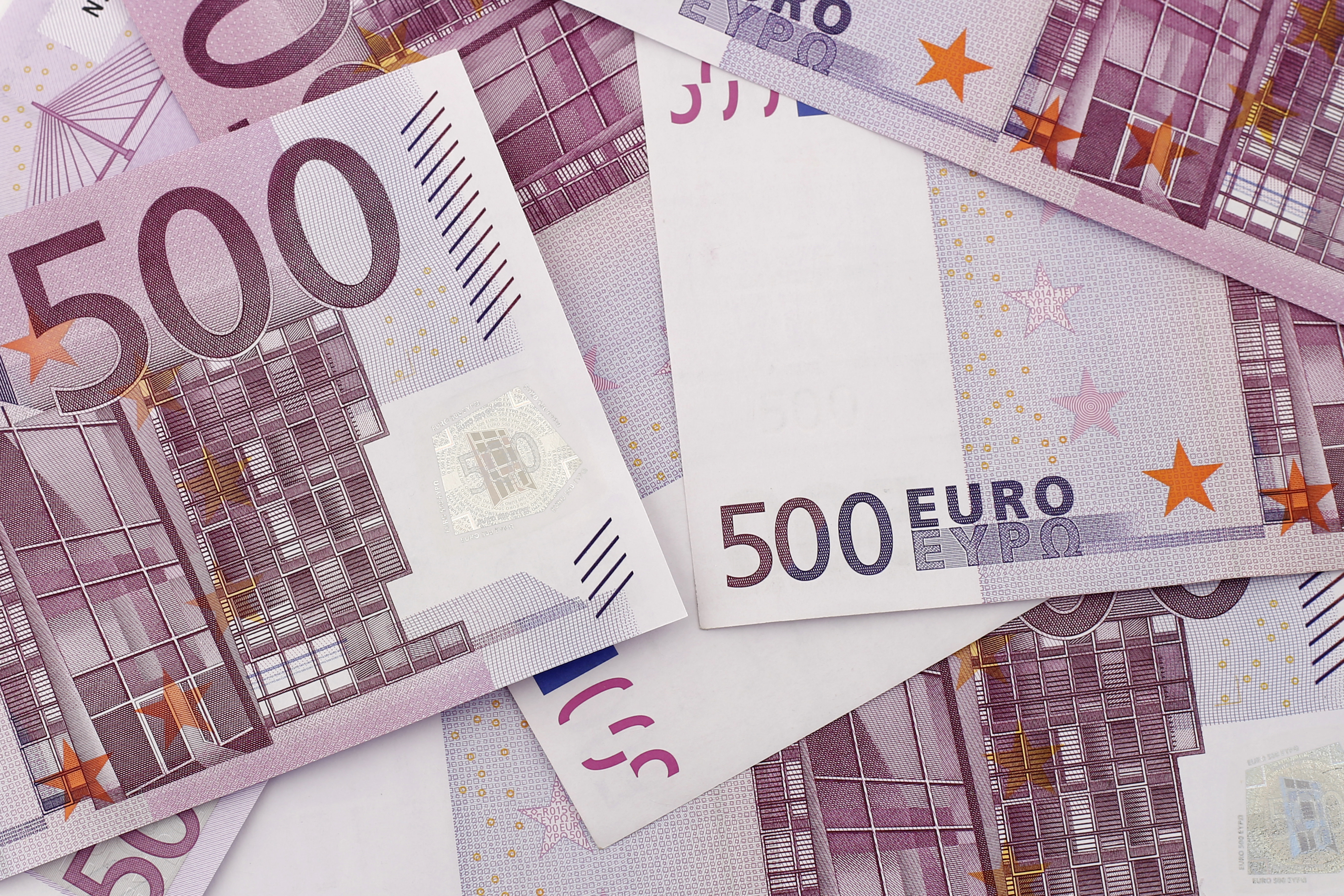 500 евро в рублях на сегодня сколько. Банкноты евро 500. 500 Евро. 500 Евро фото. 500 Эеаро.