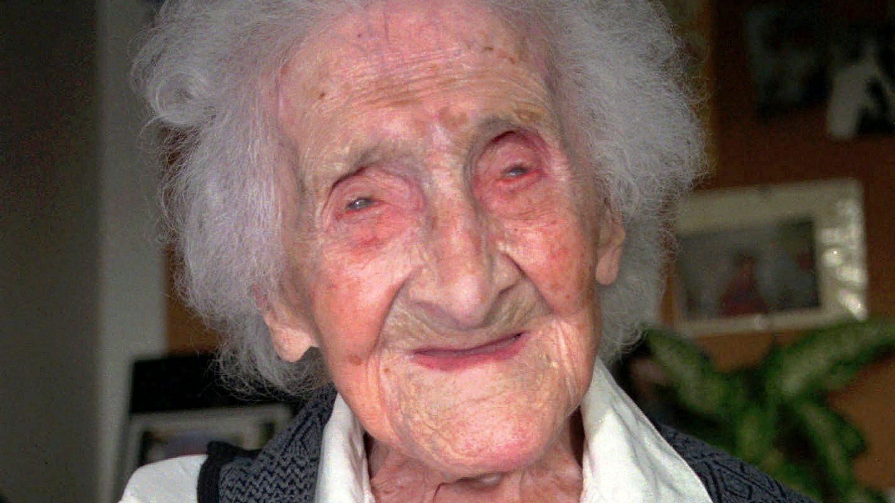 World S Oldest Person Jeanne Calment May Have Faked Her Age Report Huffpost Australia News