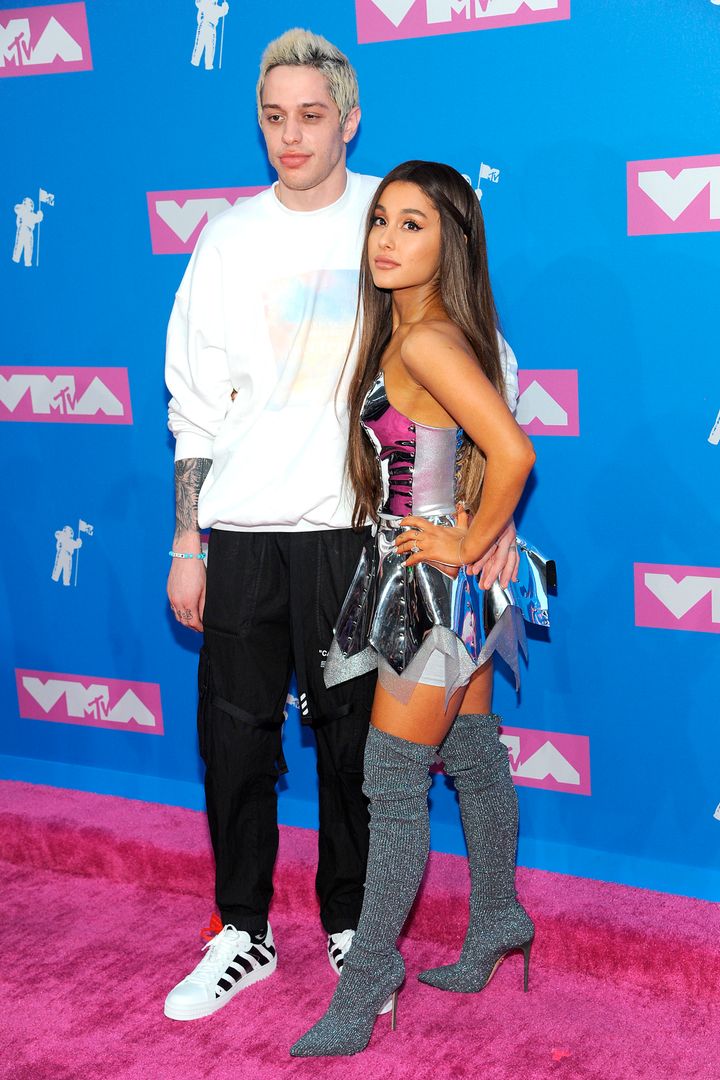Pete Davidson and Ariana Grande make their red carpet debut as a couple at the 2018 MTV Video Music Awards. 
