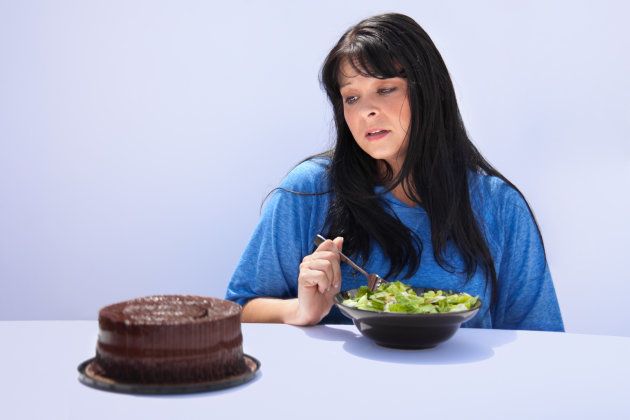 Dieta restritiva não funciona e pode facilitar ganho de peso, alerta