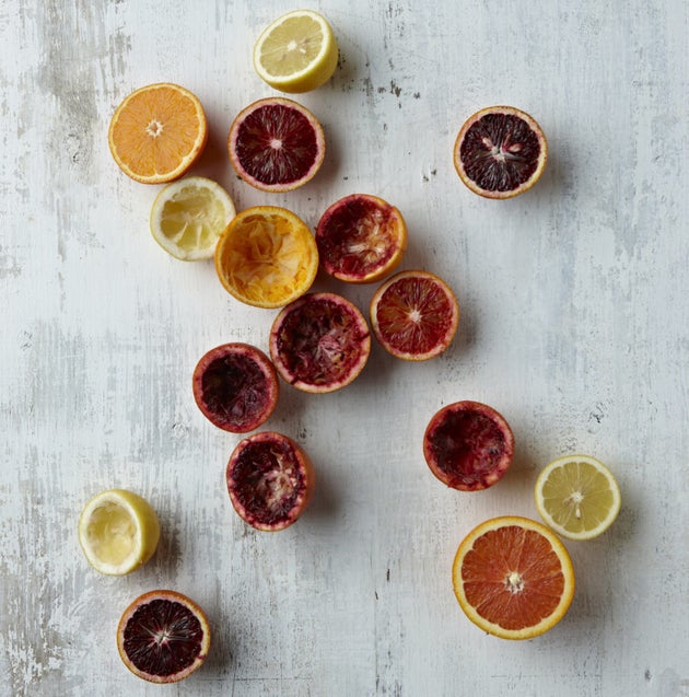 Limão, laranja, toranja, laranja vermelha... há uma enorme variedade de frutas