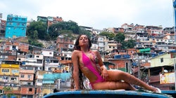 Vai, Anitta: O ativismo da popstar em seu manifesto em prol do funk