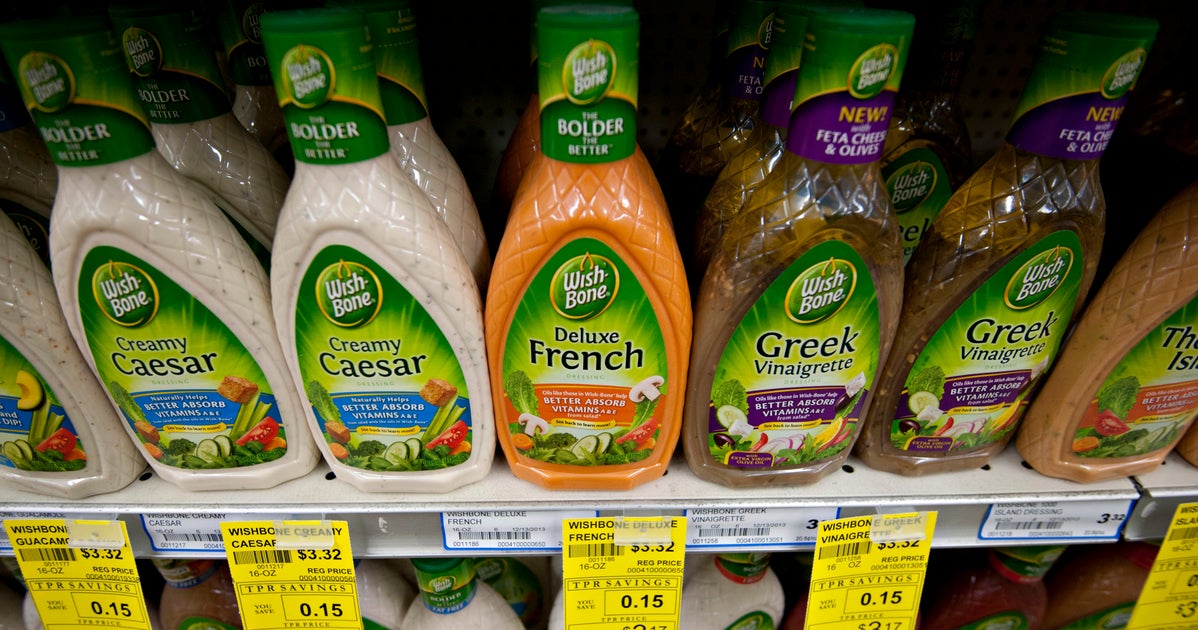 The Healthiest Salad Dressings, Ranked By Nutritionists | HuffPost Life The Healthiest Salad Dressings, Ranked By Nutritionists | HuffPost Life