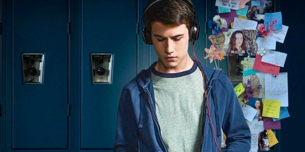 A série '13 Reasons Why' aborda o sofrimento e o suicídio de adolescente.