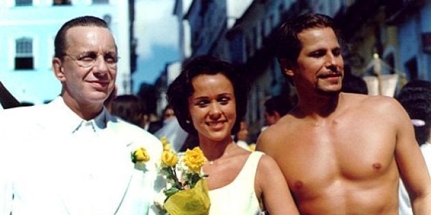 Na ficção, Dona Flor tinha dois maridos, um vivo e outro espírito. Na realidade, muita gente fantasia com dois parceiros, de carne e osso, ao mesmo tempo.