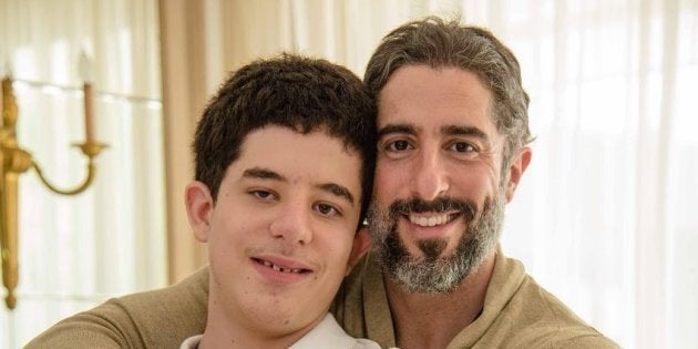 Marcos Mion e o filho Romeo, de 13 anos.