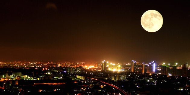 Lua chegará a aproximadamente 357 mil quilômetros da Terra.