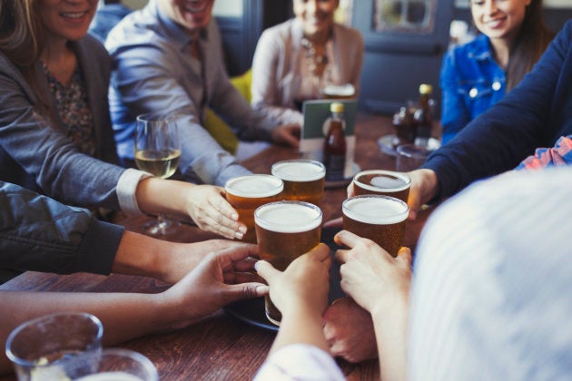 Aplicativos para usar com amigos na mesa de bar.