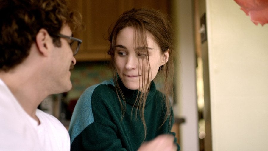 Cena do filme "Her" (2013).