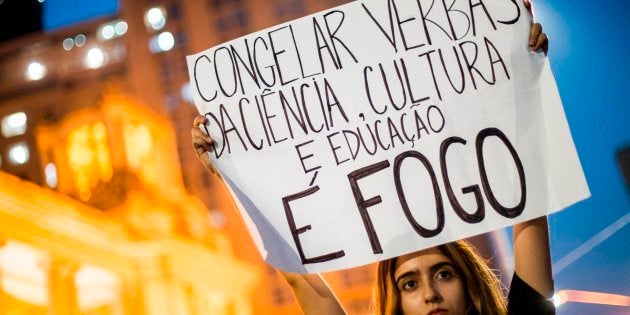O incêndio no Museu Nacional destruiu 200 anos de história.