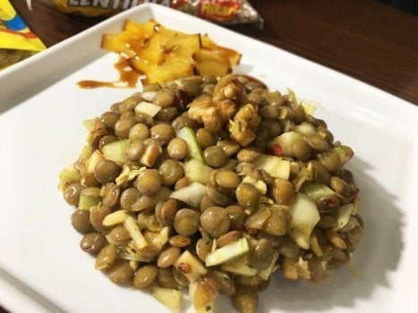 Salada de lentilha é opção leve e gostosa para a última ceia de 2018... e a primeira de 2019.