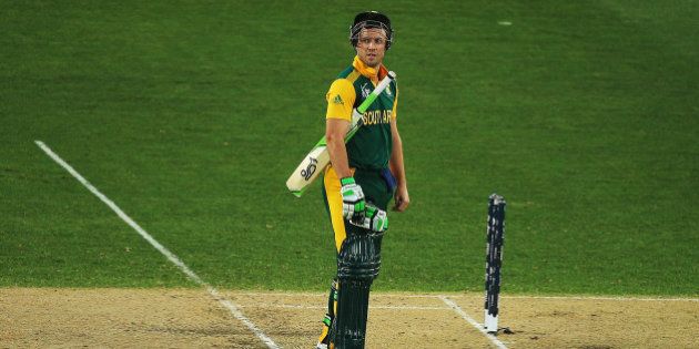 AUCKLAND, NEW ZEALAND - MARCH 07: AB de Villiers of South Africa looks on after the dismissal of Rilee Rossouw of South Africa during the 2015 ICC Cricket World Cup match between South Africa and Pakistan at Eden Park on March 7, 2015 in Auckland, New Zealand. (Photo by Hannah Peters/Getty Images)
