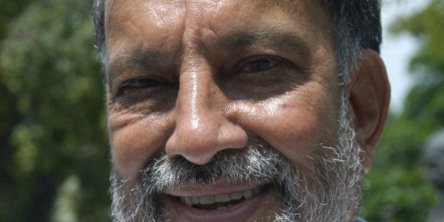 INDIA - AUGUST 08: Bhim Singh, Jammu and Kashmir National Panthers Party Chairman and member of Legislative Assembly at Parliament House in New Delhi, India (Photo by Sipra Das/The India Today Group/Getty Images)