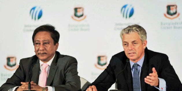 International Cricket Council (ICC) chief executive David Richardson, right, speaks as Bangladesh Cricket Board (BCB) President Nazmul Hassan looks on during a press conference in Dhaka, Bangladesh, Tuesday, Aug.13, 2013. The ICC has charged nine Bangladesh cricketers and officials with match-fixing and other related offences allegedly committed during this year's Bangladesh Premier League. (AP Photo)