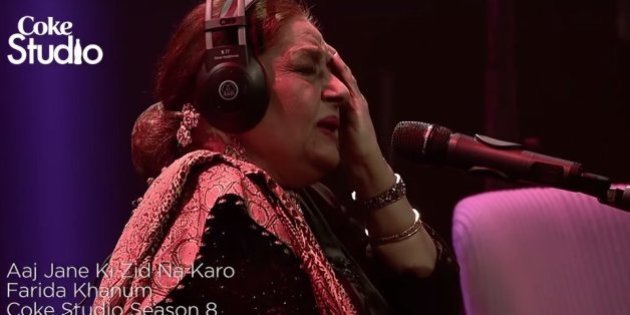 WATCH: Farida Khanum Singing 'Aaj Jane Ki Zid Na Karo' For Coke Studio ...