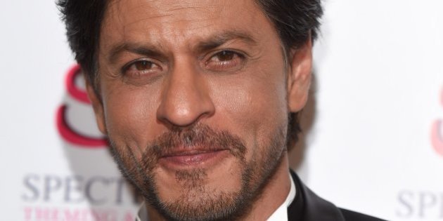 Mahira Khan will not promote 'Raees' : SRK assures Raj Thackeray - YouTube